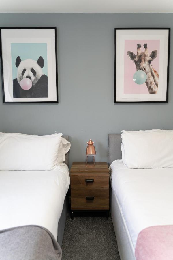 3 Smart Tvs, Sleeps 3, Van Parking, Fast Wifi Corby Exteriér fotografie