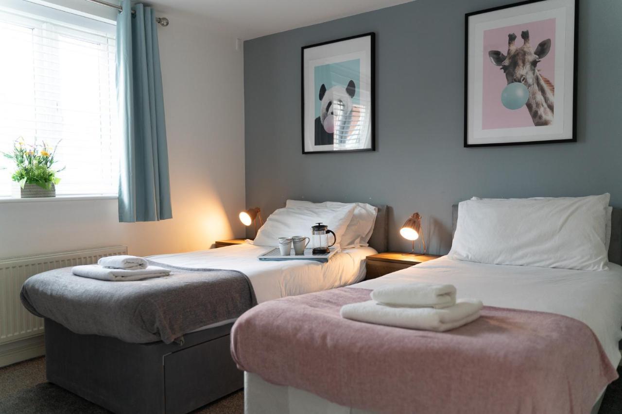 3 Smart Tvs, Sleeps 3, Van Parking, Fast Wifi Corby Exteriér fotografie